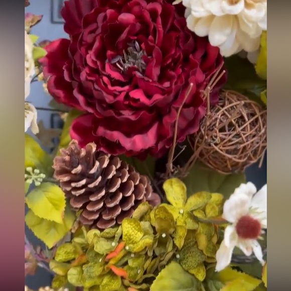RUSTIC FLORAL WREATH     NEW/MADE TO ORDER - Picture 3 of 6